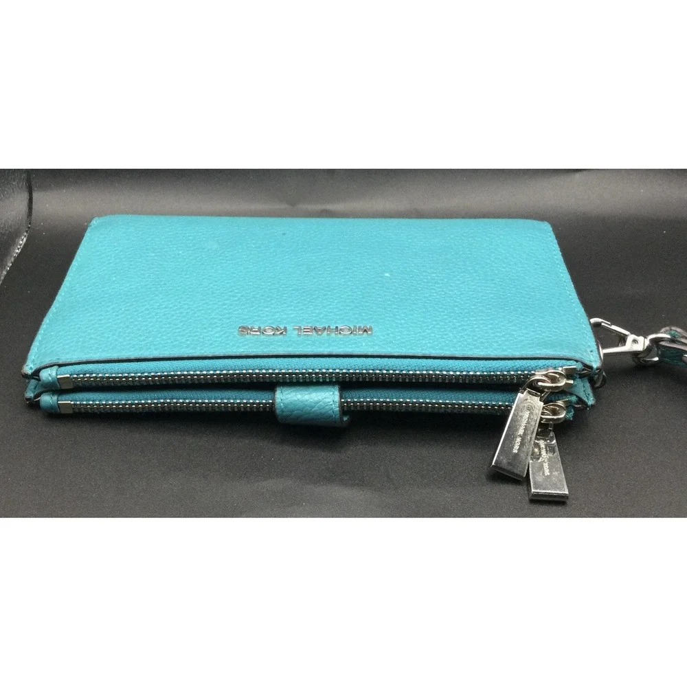 Michael Korsl Double Zip Wristlet blue